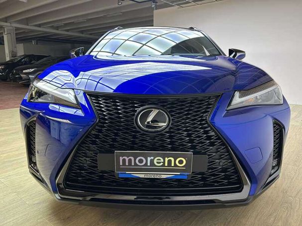 Lexus UX 250h 135 kW image number 2