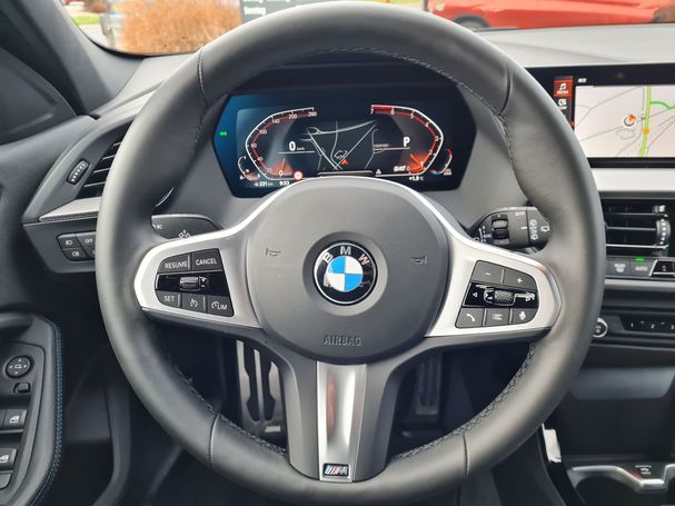 BMW 118i 100 kW image number 15