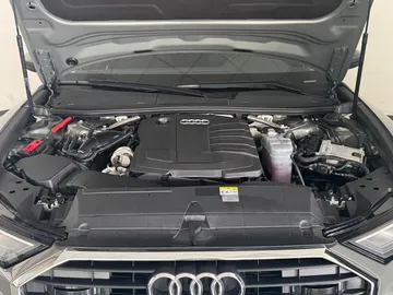 Car image 28