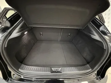 Car image 48