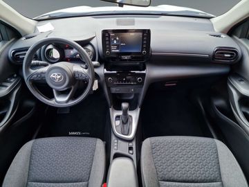 Car image 11