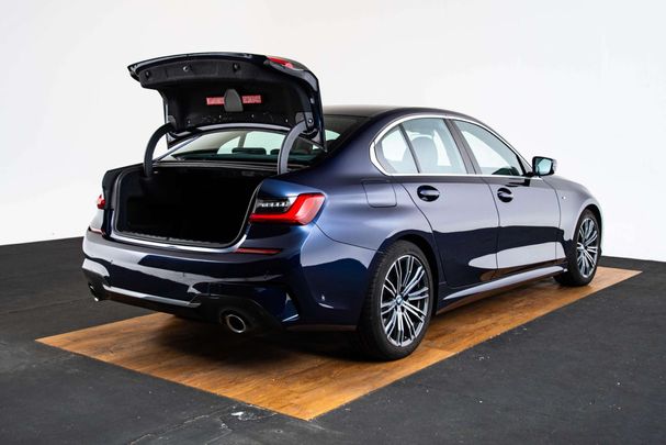 BMW 320i M Sport 135 kW image number 14