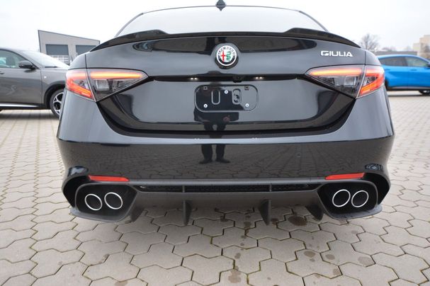 Alfa Romeo Giulia 2.9 V6 Bi-Turbo Quadrifoglio 375 kW image number 2