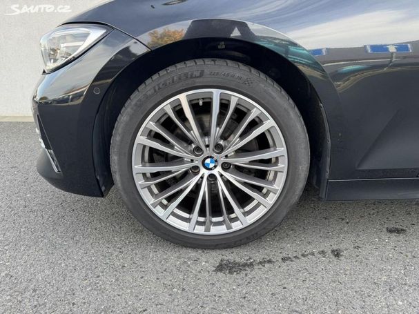 BMW 320d xDrive 140 kW image number 5