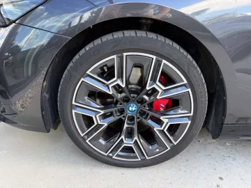 Car image 41
