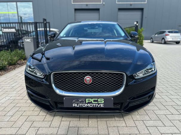 Jaguar XE 132 kW image number 3