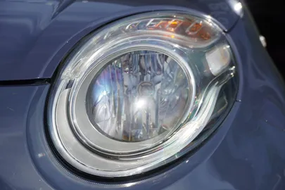 Car image 25