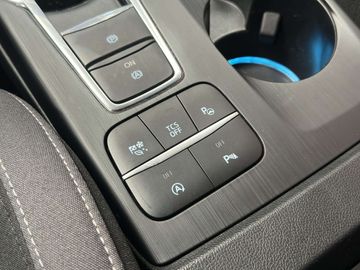 Car image 36