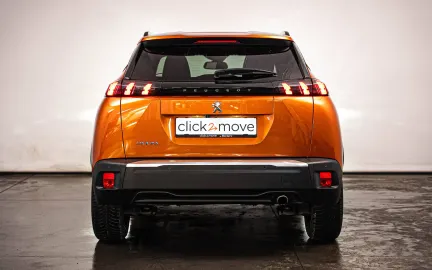 Car image 3