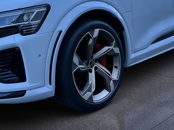 Audi SQ8 e-tron Sportback 370 kW image number 5