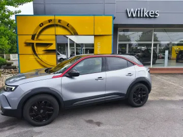 Car image 4