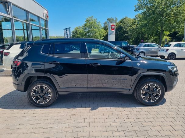 Jeep Compass PHEV Trailhawk 177 kW image number 2