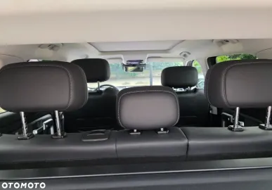 Car image 38