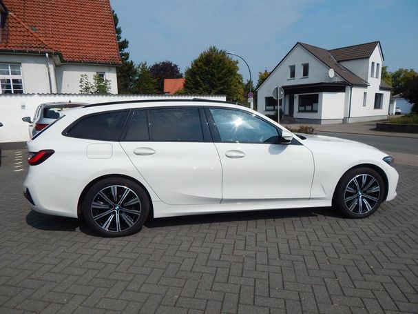 BMW 320d Touring 140 kW image number 4