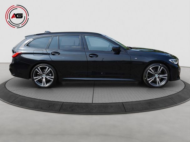 BMW 320i Touring 135 kW image number 4