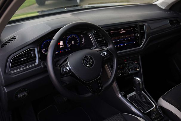 Volkswagen T-Roc 1.5 TSI DSG 110 kW image number 8