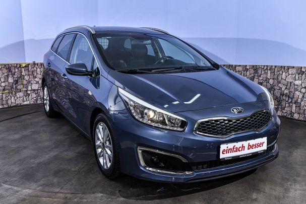 Kia Ceed 1.0 T-GDi SW ISG Dream-Team Edition 74 kW image number 2