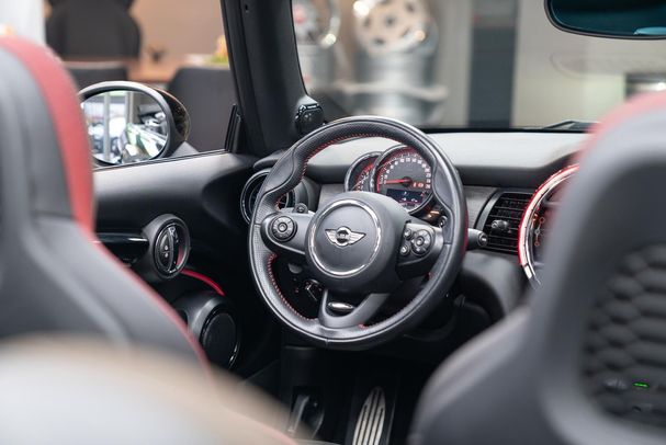 Mini John Cooper Works Cabrio 170 kW image number 31