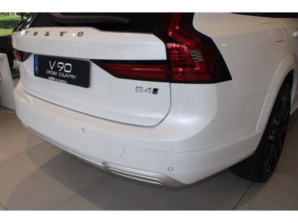 Volvo V90 Cross Country AWD B4 145 kW image number 16