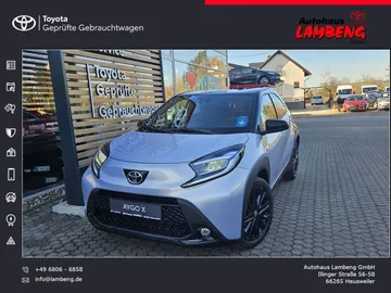 Car image 1