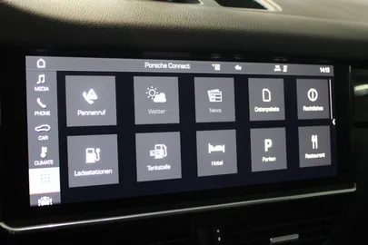 Car image 29