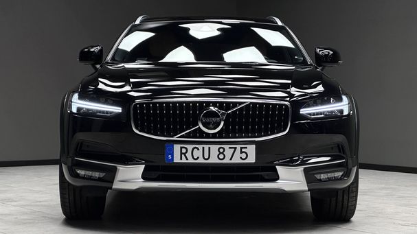 Volvo V90 Cross Country D4 AWD Pro Inscription 140 kW image number 25