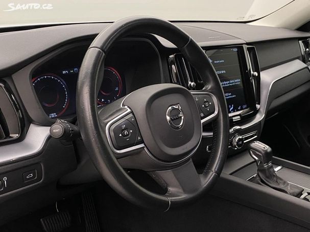 Volvo XC60 D4 AWD Momentum 140 kW image number 22