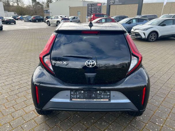 Toyota Aygo X 53 kW image number 14