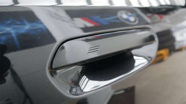 BMW 520d xDrive 145 kW image number 44