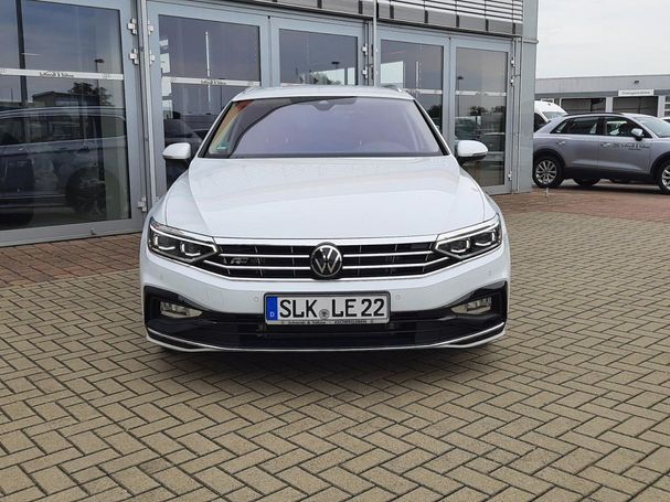 Volkswagen Passat Variant 2.0 TDI Elegance DSG 110 kW image number 3