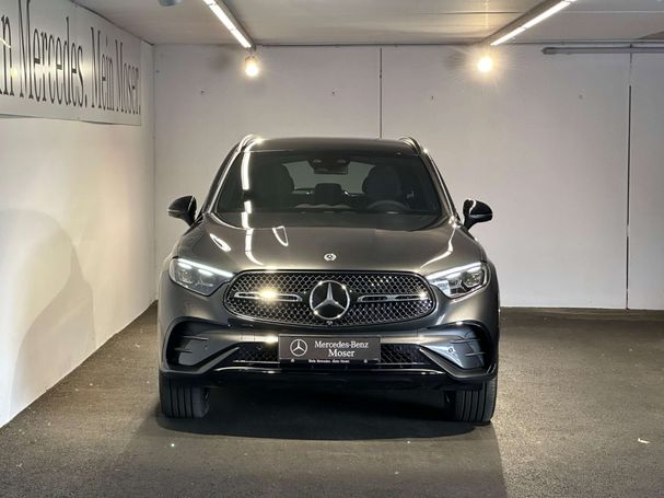 Mercedes-Benz GLC 300 de Edition AMG Line 4Matic 245 kW image number 3