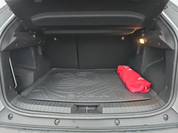 Car image 36