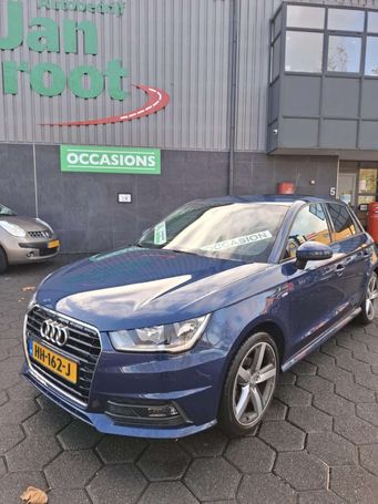 Audi A1 1.0 TFSI S-line Sportback 70 kW image number 2