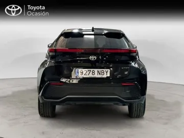 Car image 2