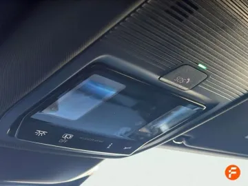 Car image 29