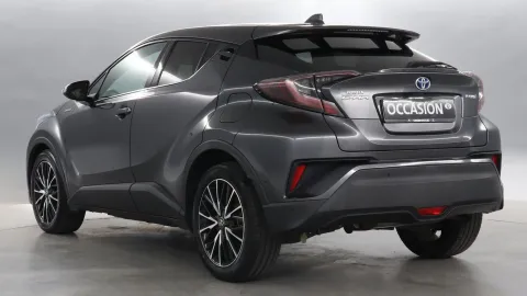 Car image 4