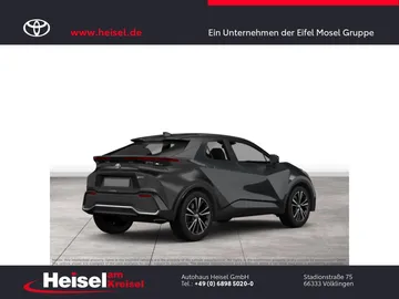 Car image 5