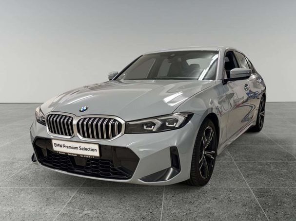 BMW 320i 135 kW image number 1