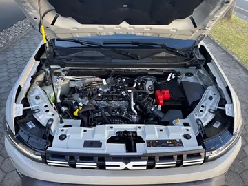 Car image 29