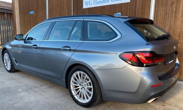 BMW 530i Touring 185 kW image number 2