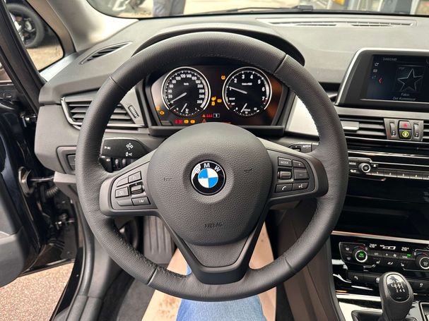 BMW 218i Advantage 103 kW image number 16