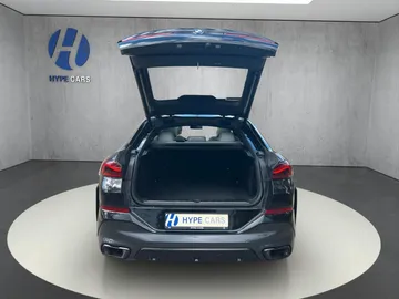Car image 36