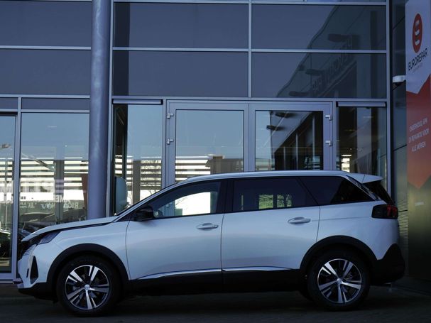 Peugeot 5008 1.2 Hybrid 100 kW image number 2