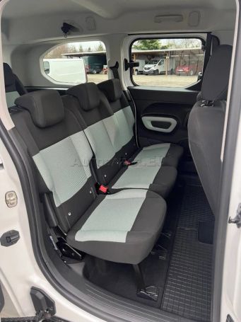 Citroen Berlingo M PureTech 130 FEEL 96 kW image number 18