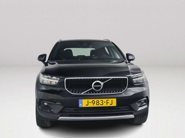 Volvo XC40 T2 95 kW image number 9