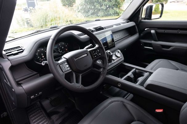 Land Rover Defender 90 3.0 D200 147 kW image number 3