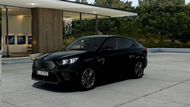 BMW iX2 xDrive30 M Sport 230 kW image number 1