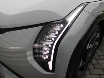 Car image 38