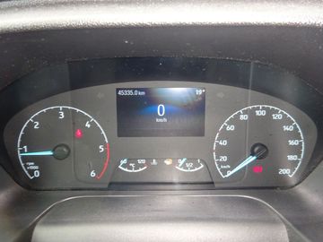 Car image 33