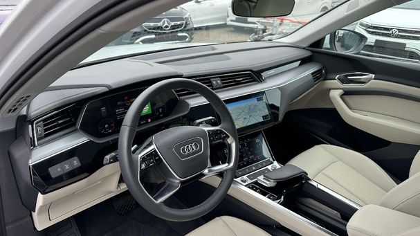 Audi Q8 50 quattro S-line 250 kW image number 5